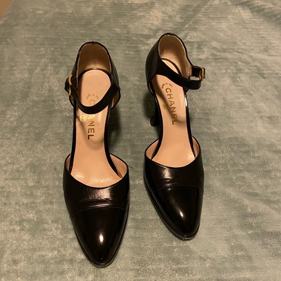 COPY - 90’s vintage 1995 Chanel pointed cap toe black pump 39✨ DUST BAG - Picture 4 of 12